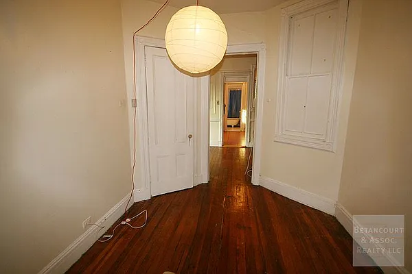 Rented by Dwell Residential Inc | media 8