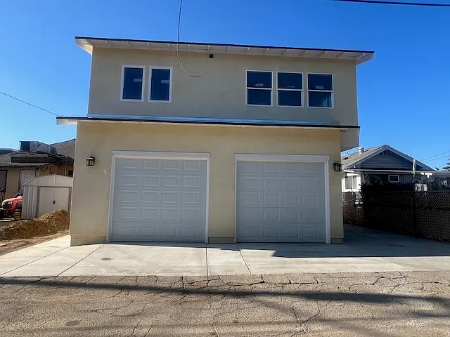 142 W Orange St — Photo 11