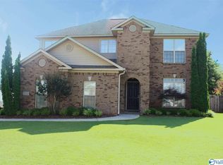 7512 Old Valley Pt, Owens Cross Roads, AL 35763