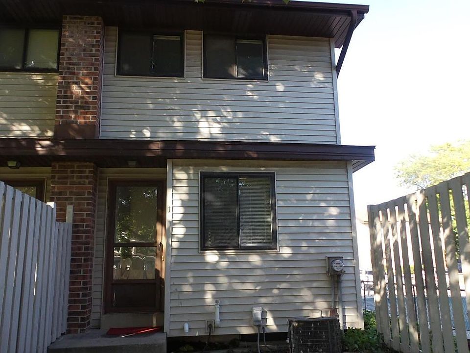 2nd image of 1435 Oakes Rd