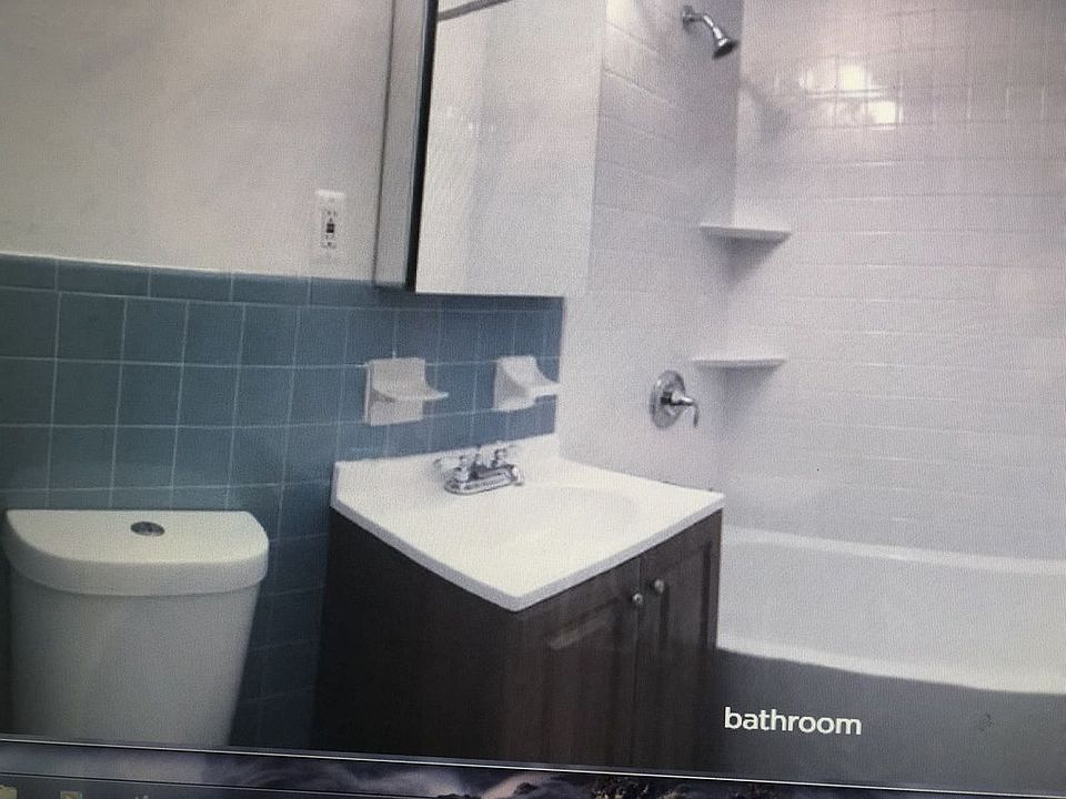 2nd image of 3530 Ely Ave #2