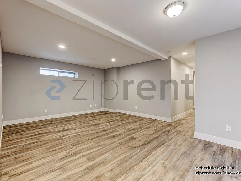7924 SE Raymond St #B — Photo 7