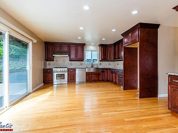 4th image of 5145 Alan Ave