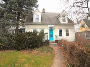 35 Lindbergh Pl, Poughkeepsie, NY 12603