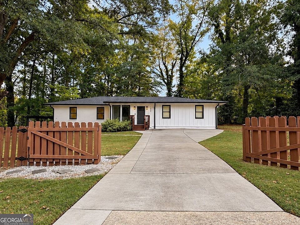 1st image of 1558 Alverado Way