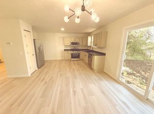 221 Hargrave Rd, Toledo, OH 43615