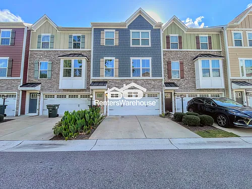 943 Centurion Cir Photo 1