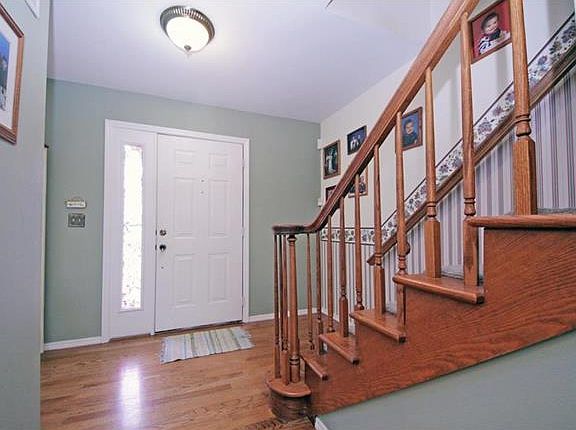 3rd image of 2120 Telford Dr