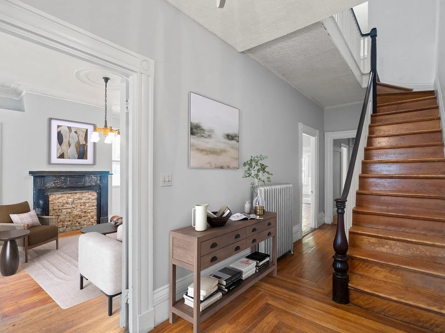 4 bed, 2.5 bath, 2216 sqft, $4,000 — Photo 4