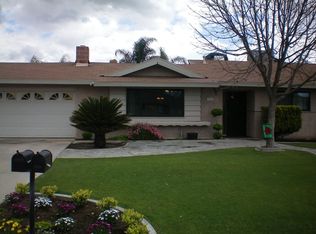 9000 Yvonne St, Bakersfield, CA 93307
