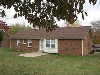 3rd image of 413 Crabtree Cir