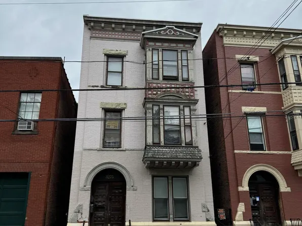 3275 6th Avenue, Troy, NY 12180