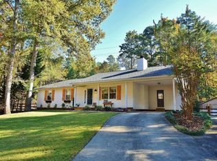 3735 Newport Dr, Gainesville, GA 30506