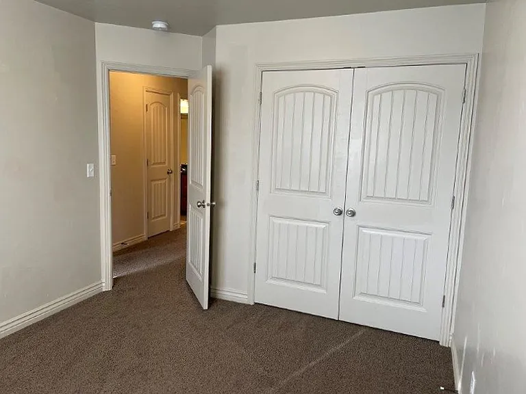 2378 S Knights Way — Photo 17
