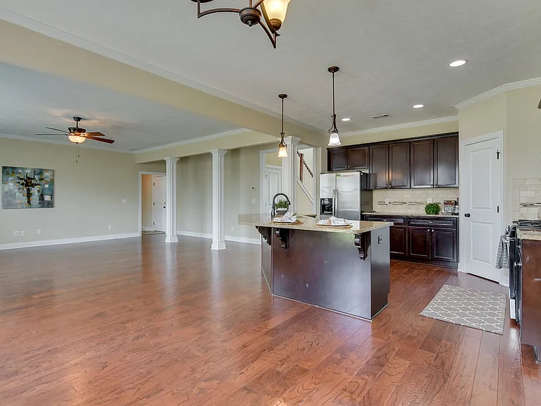 5458 Everlook Cir — Photo 17