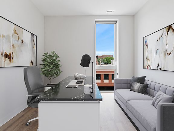 2nd image of 2400 N Lincoln Ave #304