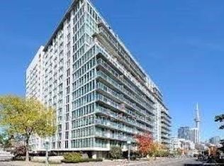 650 Queens Quay W #1810, Toronto, ON M5V3N2