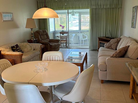 5th image of 2826 Ashley Drive E #A