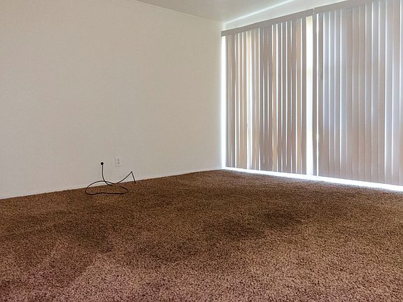 2nd image of 2756 Southwestern Ave