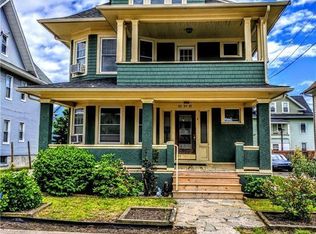 97 E Eaton St, Bridgeport, CT 06604