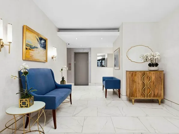 525 East 82nd Street image 24 of 27