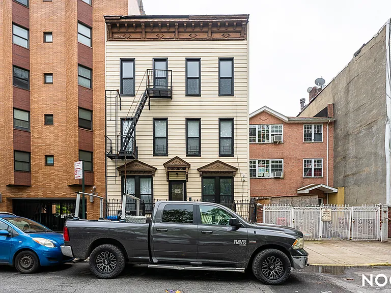 320 Macdougal St #2F — Photo 18