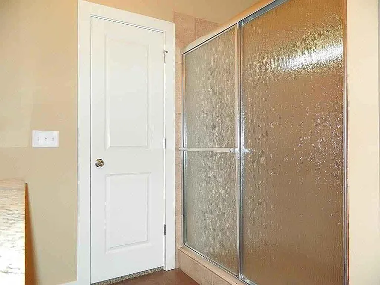 1025 Creekside Dr — Photo 14