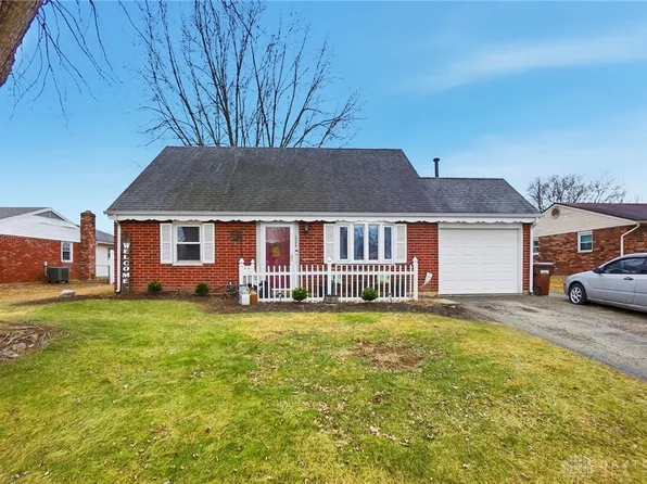624 Georgia Dr, Xenia, OH 45385