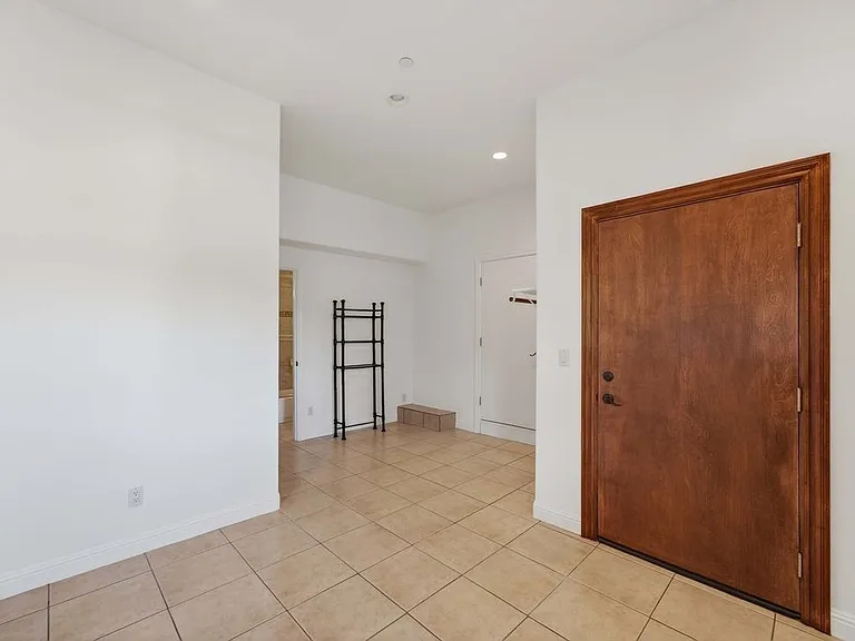 41 S Circle Dr — Photo 43
