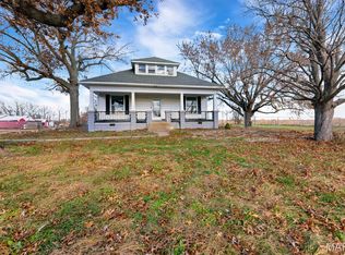 1011 Benton St, Montgomery City, MO 63361