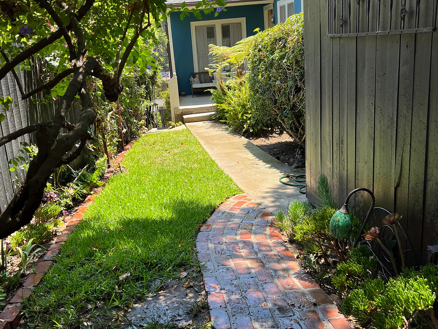 2 bed, $4,200 — Photo 2