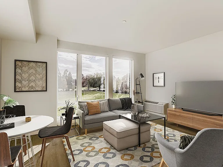 1B Executive Studio