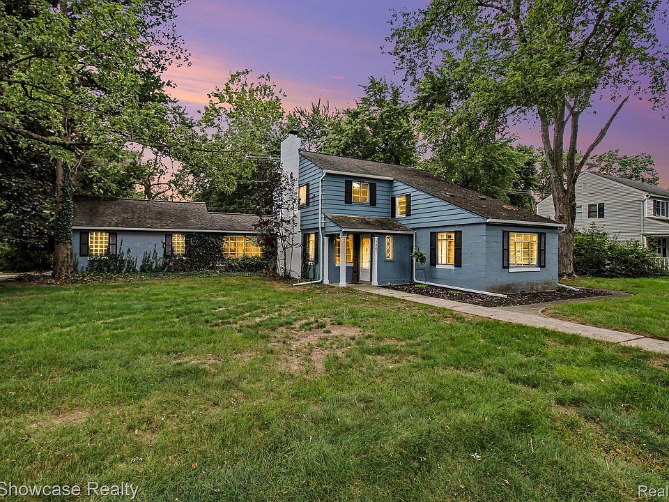 1st image of 7361 Honeysuckle Rd