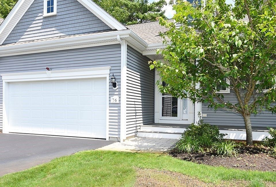 76 Liberty Circle, Hanson MA