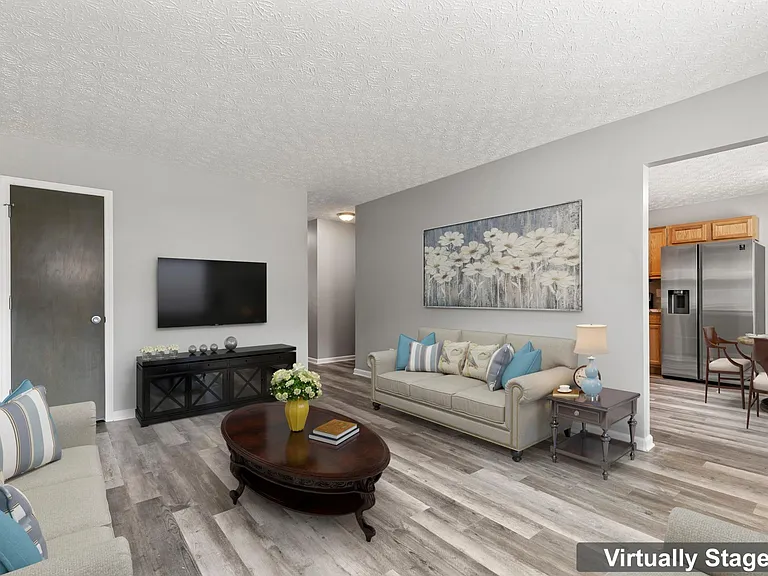 1638 Waterstone Ct — Photo 2