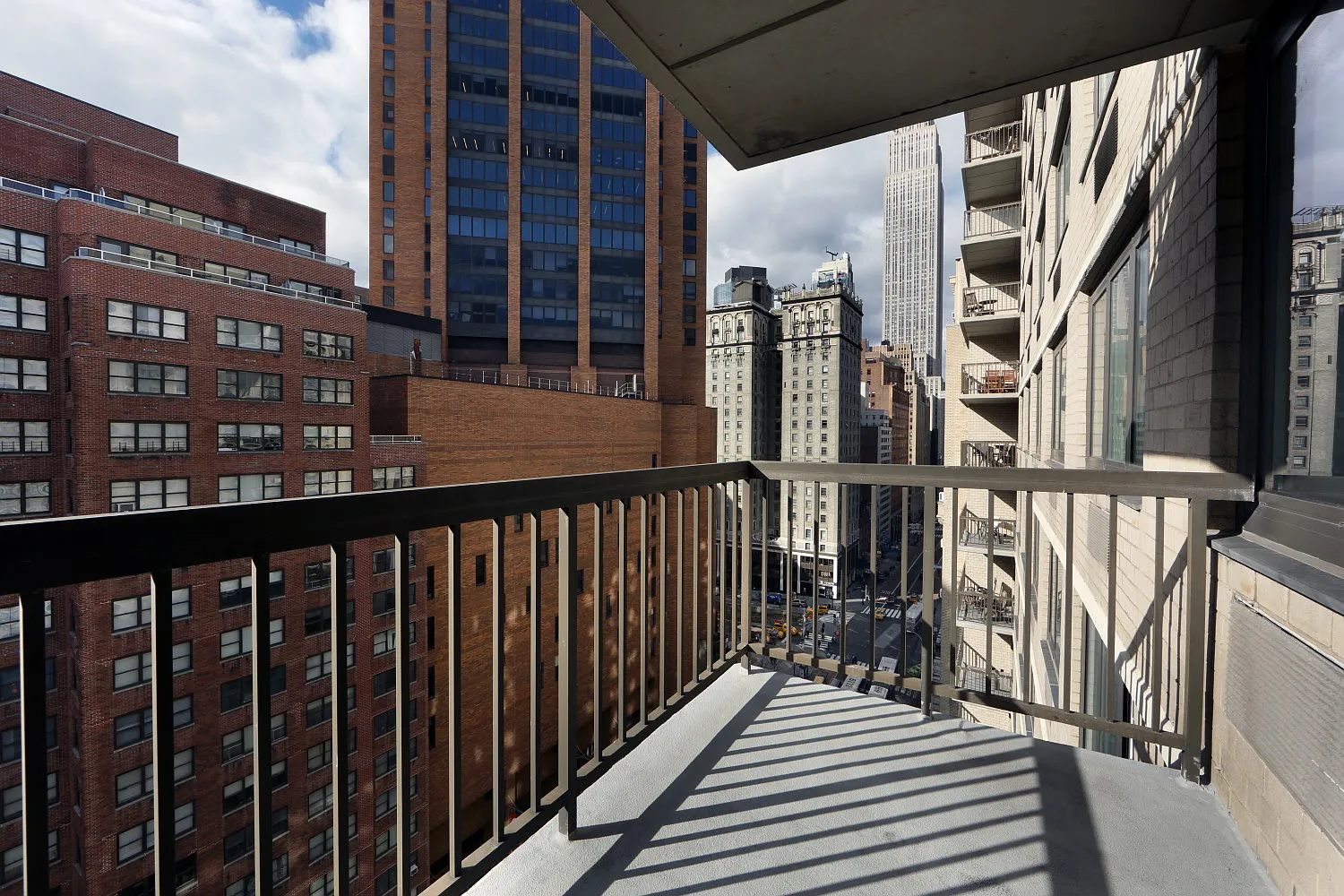 115 East 34th Street — Photo 3
