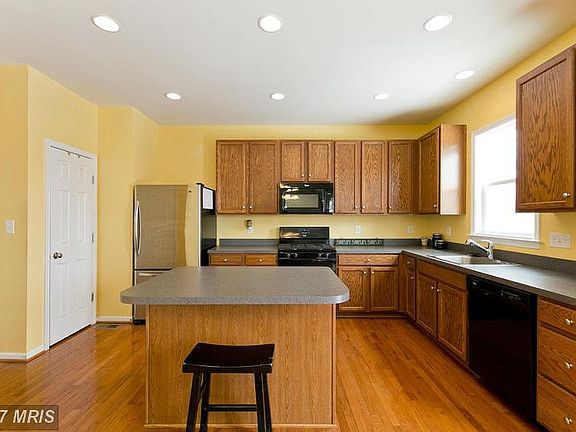 4th image of 106 Auburn Hill Ct