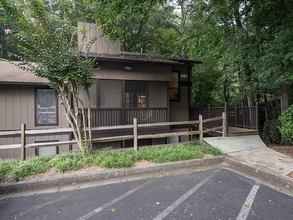 305 River Run Dr — Photo 4