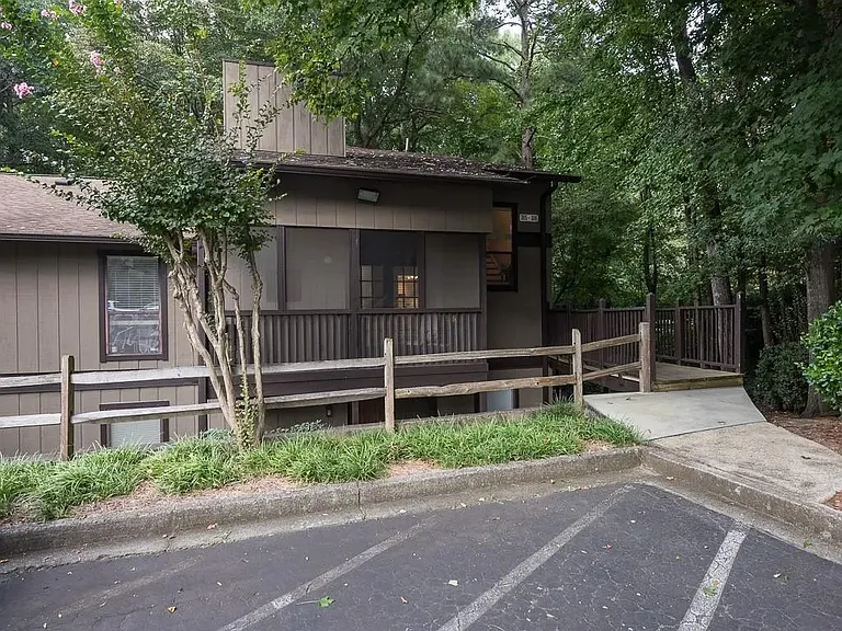 305 River Run Dr — Photo 4