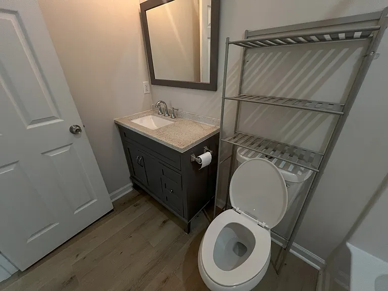 2324 Wilson Ave — Photo 9