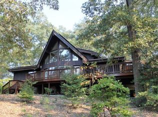 958 Steamboat Ln, Heathsville, VA 22473