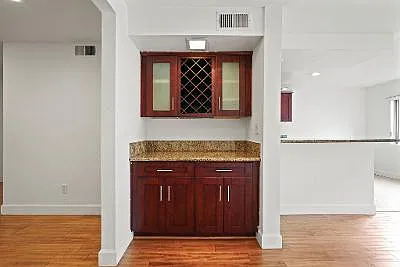 6242 1/2 Shoup Ave — Photo 11