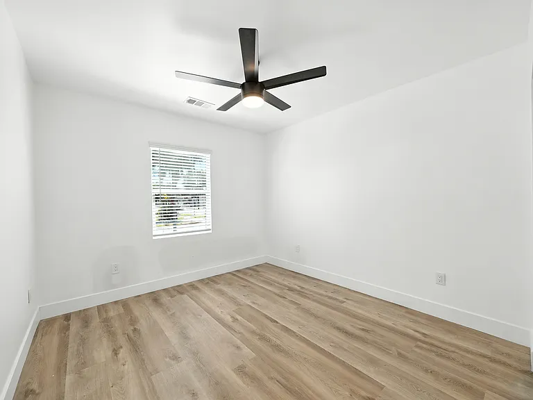 5103 Barlin Ave — Photo 8