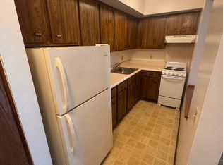 8721 State Rd #C4, Millington, MI 48746