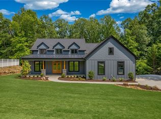 124 Bentwood Ln, Pickens, SC 29671