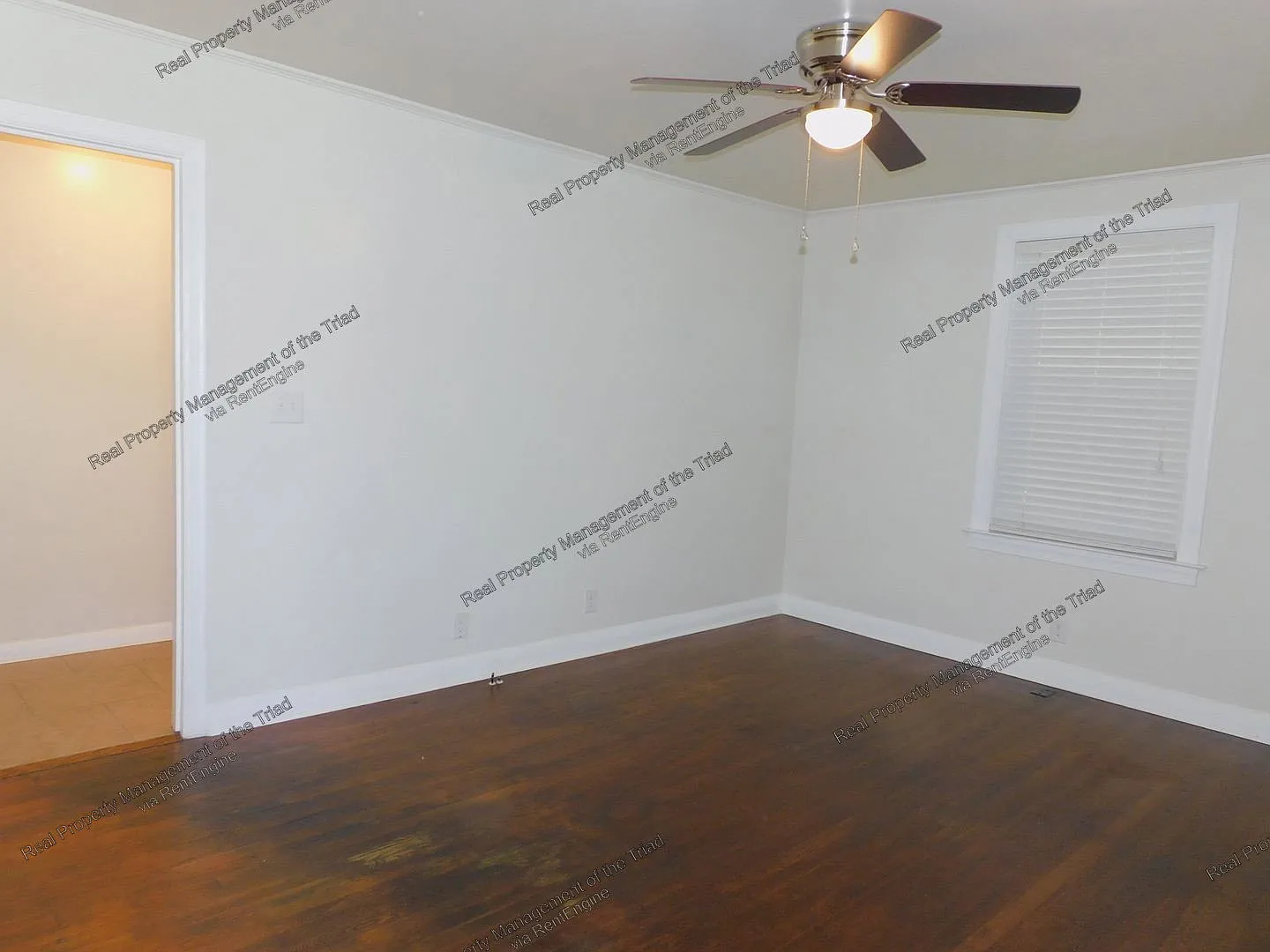 2 bed, 1.0 bath, 882 sqft, $1,175 — Photo 4