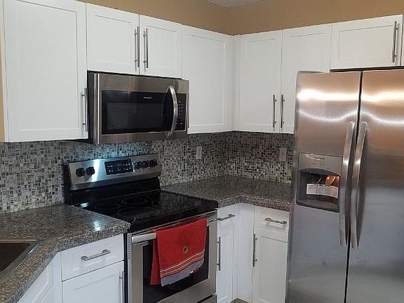 2nd image of 4718 SW 13th Ct