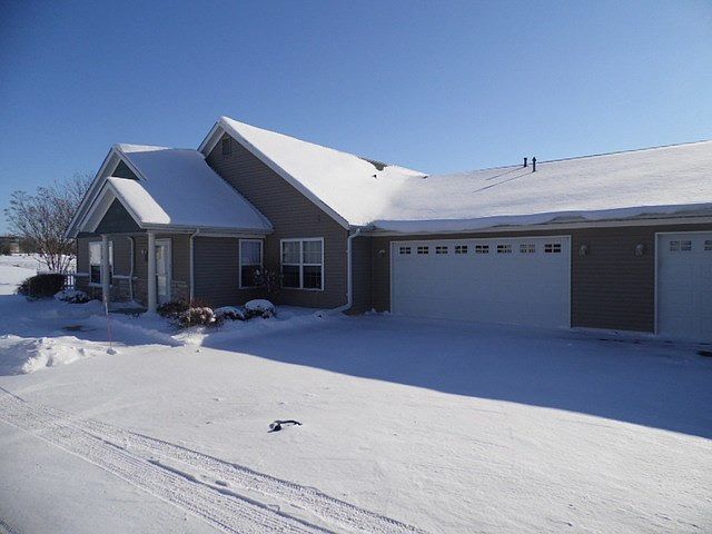 1st image of 223 Lily Ln #223