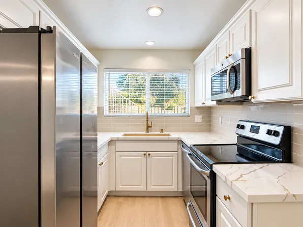 Brand New 1 and 2 bedrooms with In-Unit W/D near Adams Ave in Normal Heights!, 4414 37th St APT 3, San Diego, CA 92116