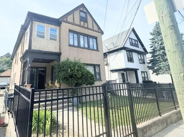 365 Victory Blvd, Staten Island, NY 10301